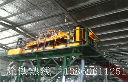 永磁帶式除鐵器，四川永磁帶式除鐵器工作原理_如何卸鐵國(guó)家標(biāo)準(zhǔn)安裝工作視頻_四川永磁帶式除鐵器工作原理 